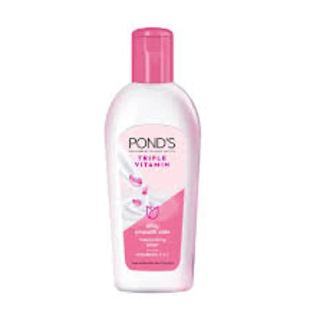 Ponds Triple Vitamin Silky Smooth Skin Lotion 65ml